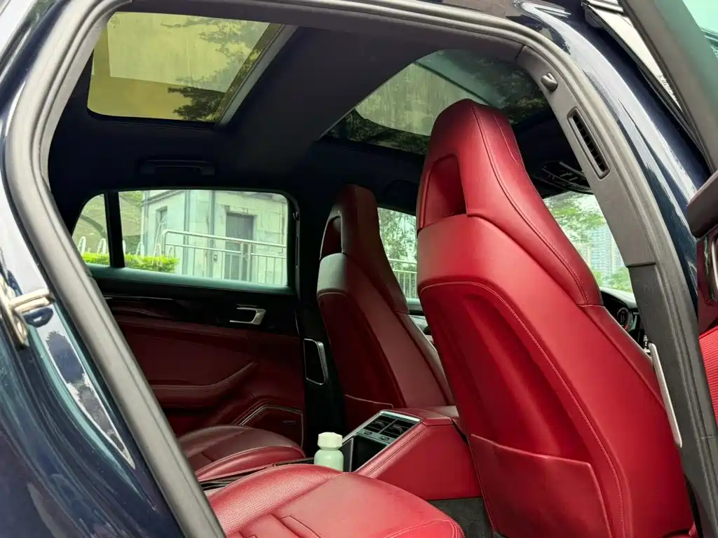 Porsche Panamera — миниатюра 5