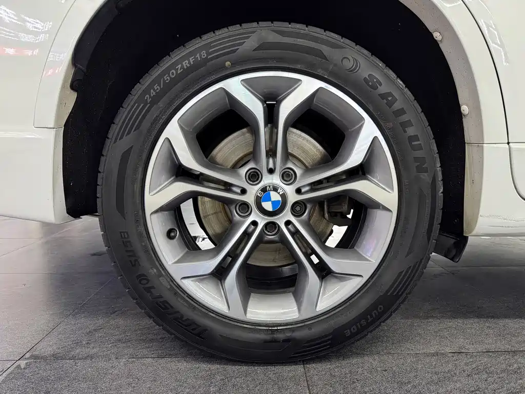 BMW X3 (Import) — миниатюра 15