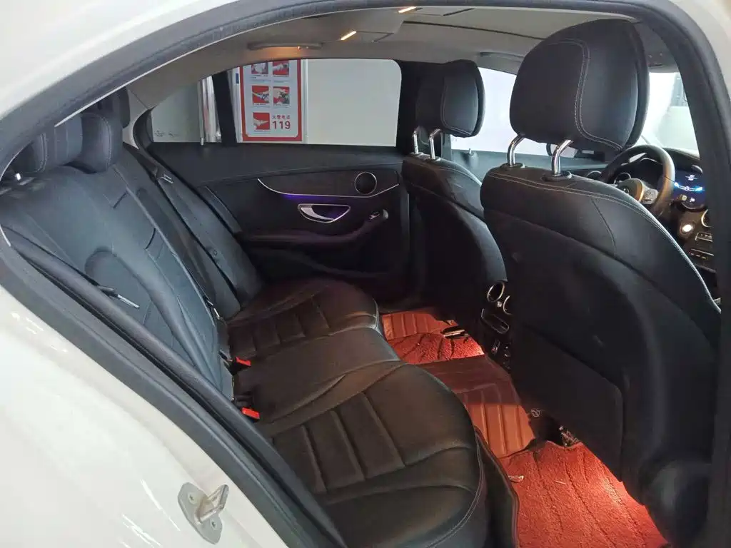 Mercedes-Benz C-Class — миниатюра 10