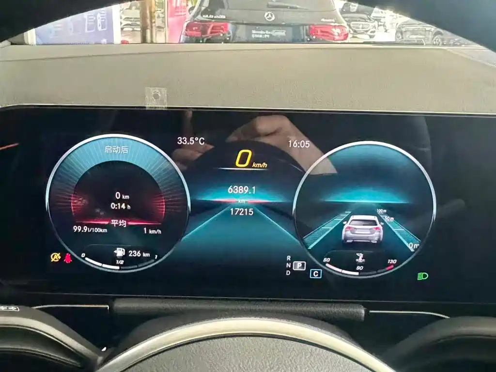 Mercedes-Benz GLA — миниатюра 16