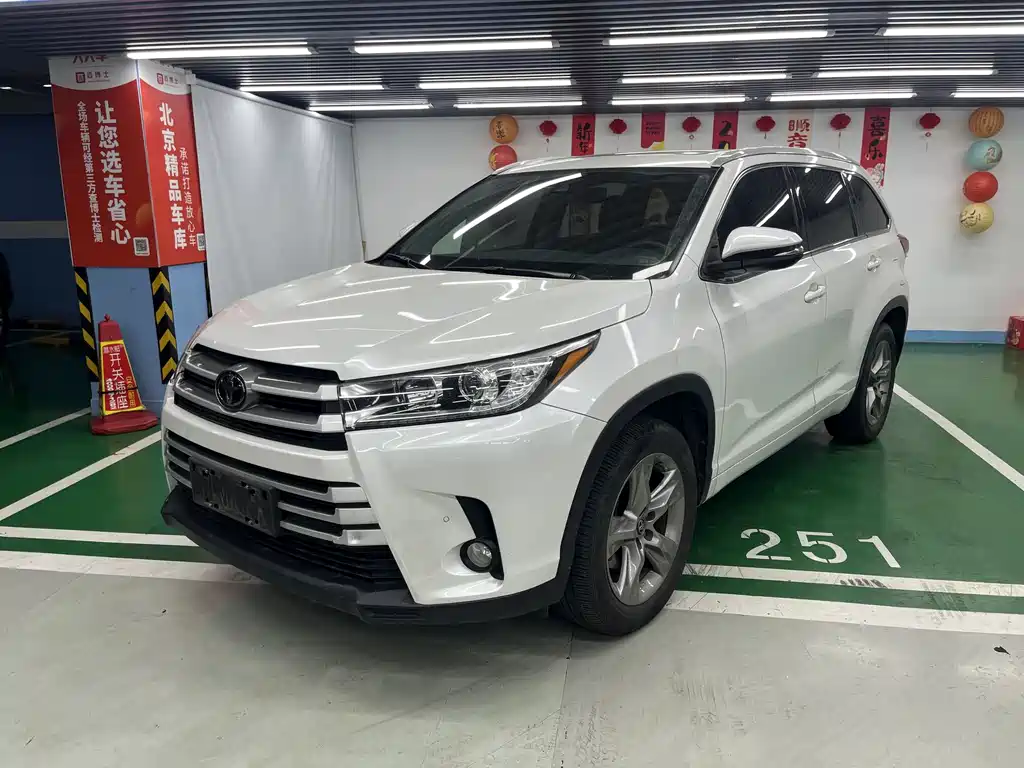 Toyota Highlander 2020