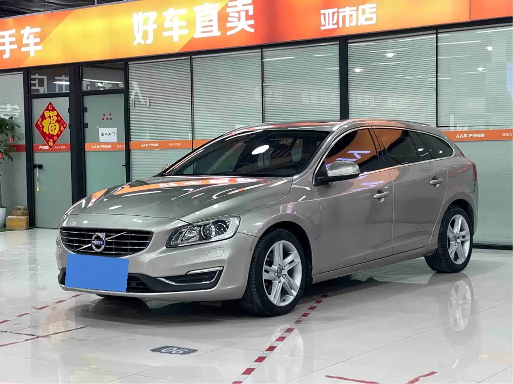 Купить Volvo V60