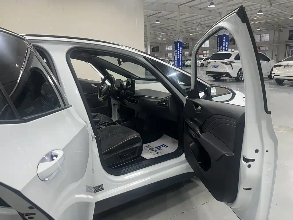 Volkswagen ID.3 — миниатюра 10