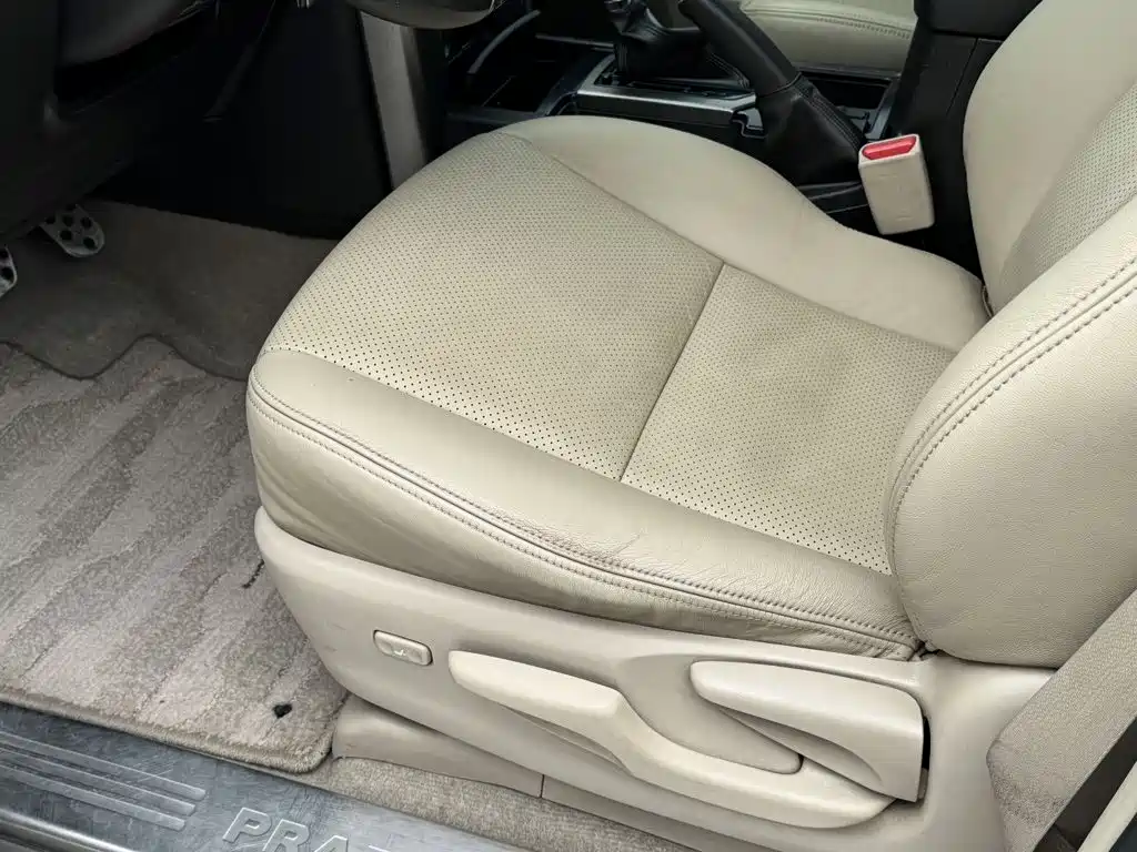 Toyota Prado (Import) — миниатюра 5