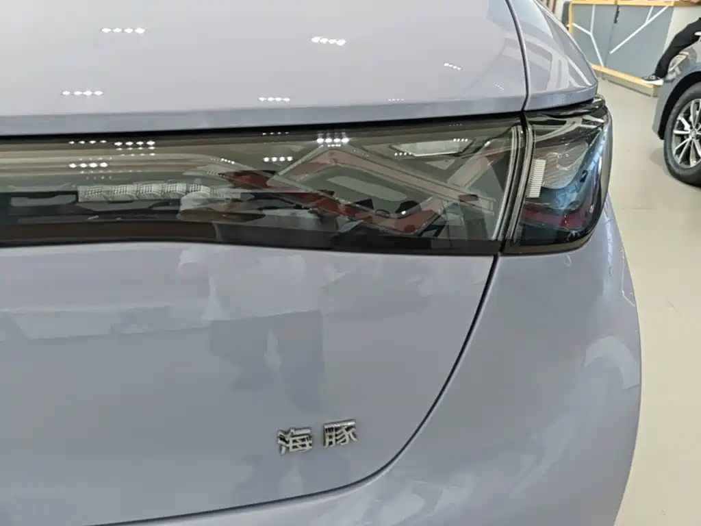 BYD Dolphin — миниатюра 8