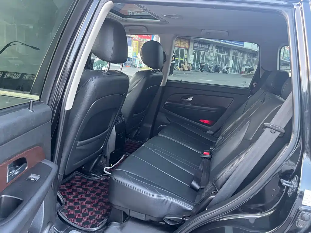 SsangYong Rexton W — миниатюра 8