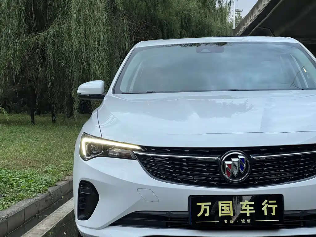 Buick Verano — миниатюра 11