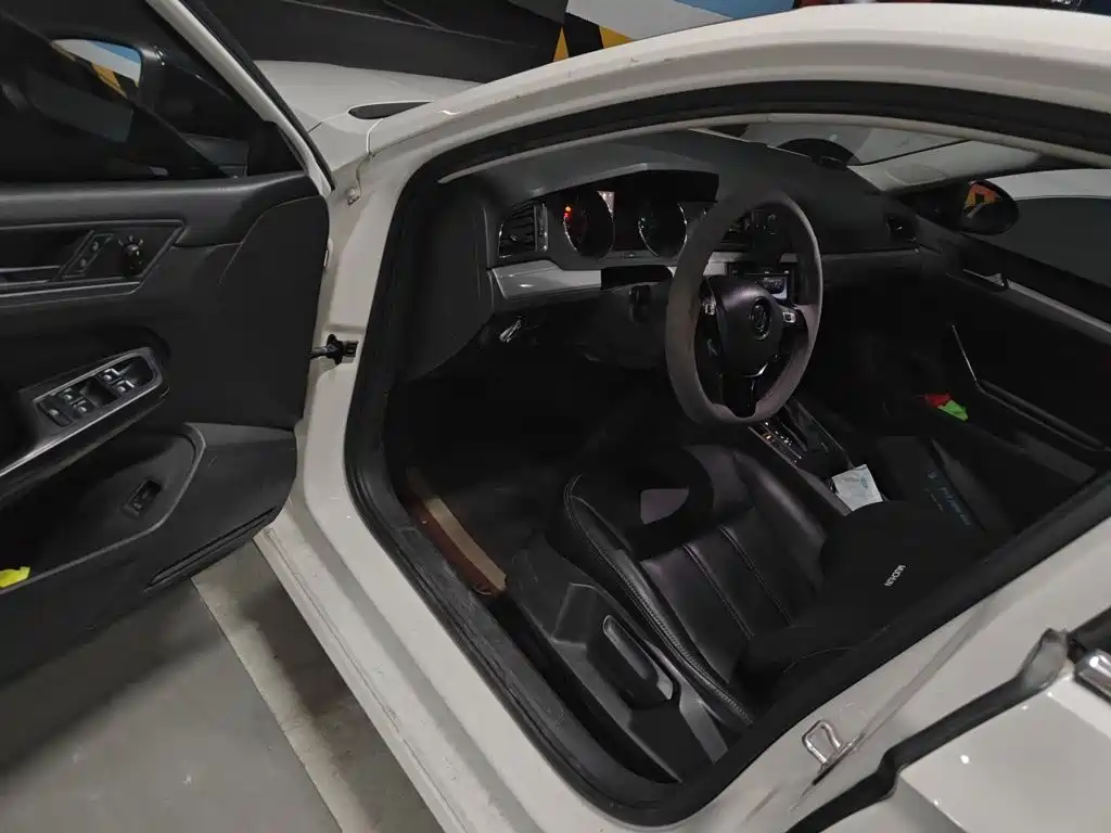 Volkswagen Lamando — миниатюра 12