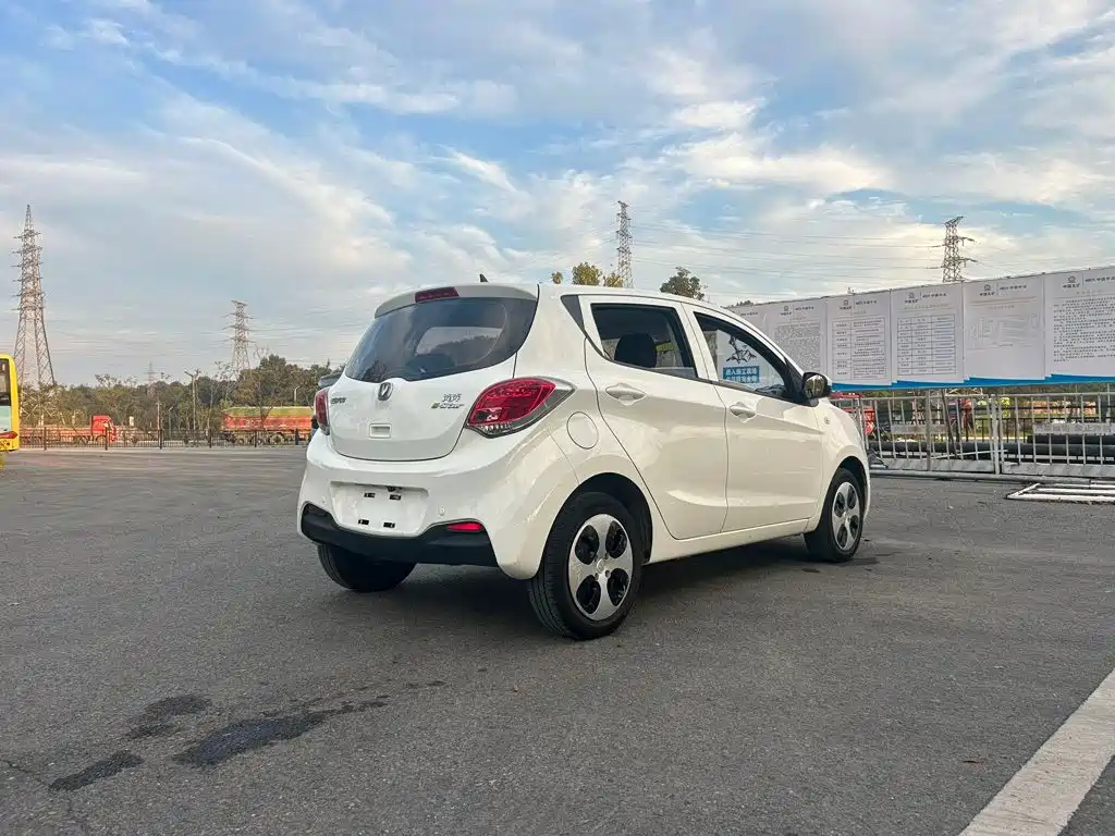 Changan Benben E-Star — миниатюра 9