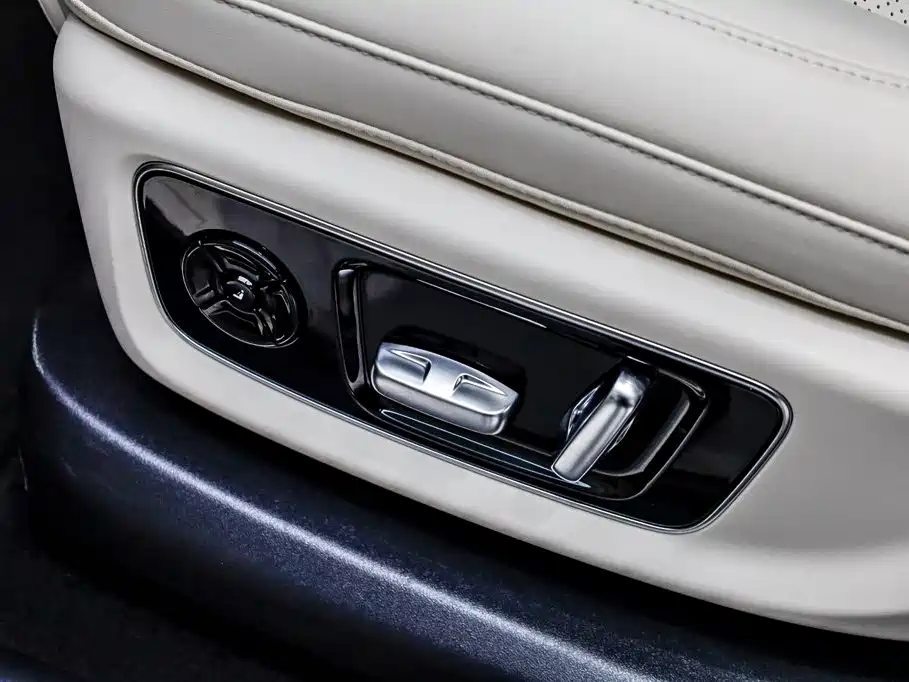 Li Auto Li L8 — миниатюра 28