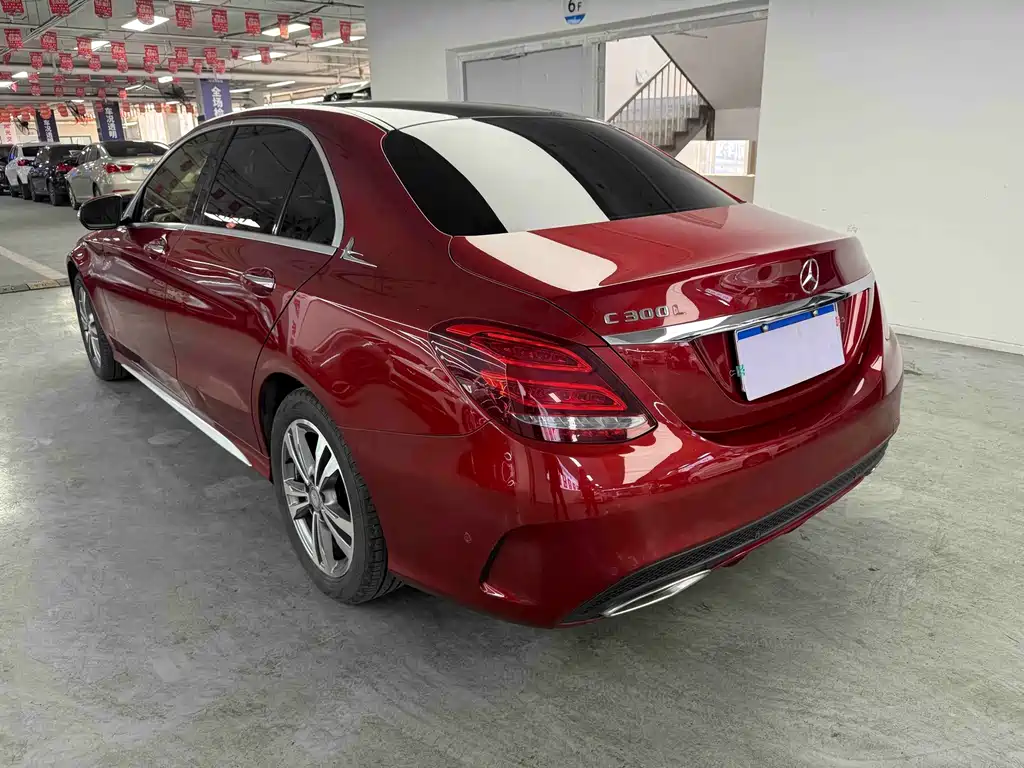 Mercedes-Benz C-Class — миниатюра 9