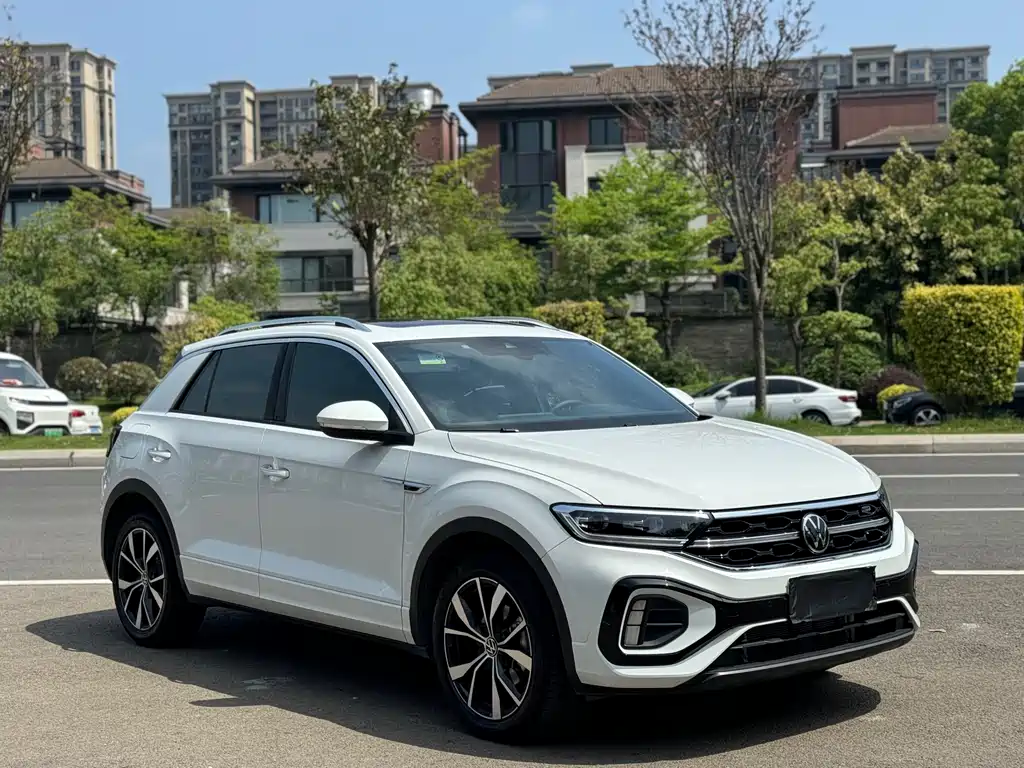 Volkswagen T-Roc 2025 300TSI DSG