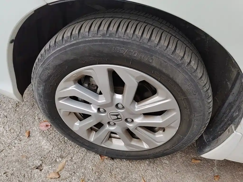 Honda Fit — миниатюра 23