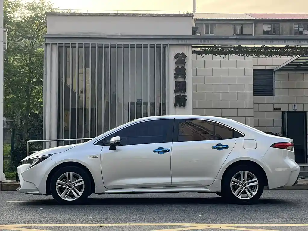 Toyota Corolla Levin 2019 1.8H E-CVT VI