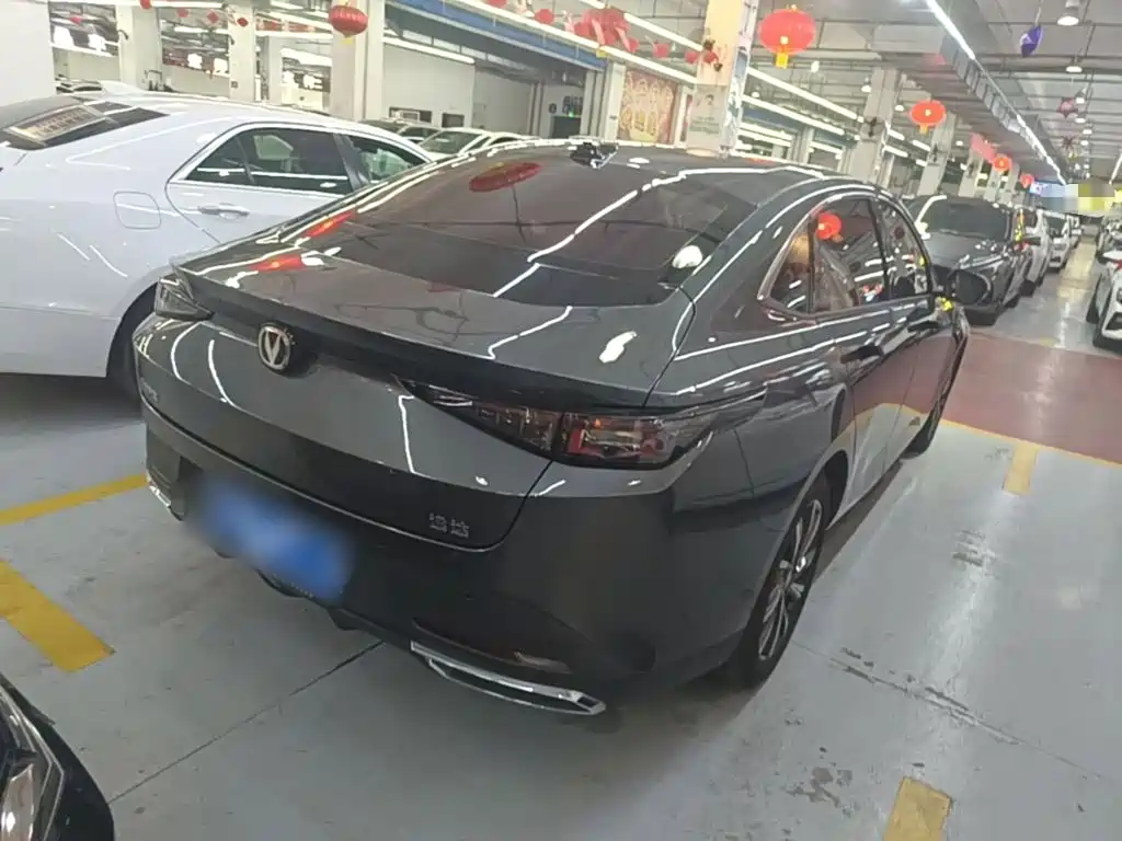 Changan Yida — миниатюра 7