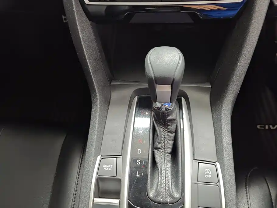 Honda Civic — миниатюра 16