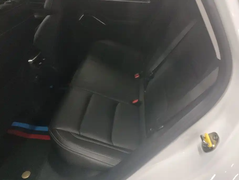 Geely Emgrand — миниатюра 11