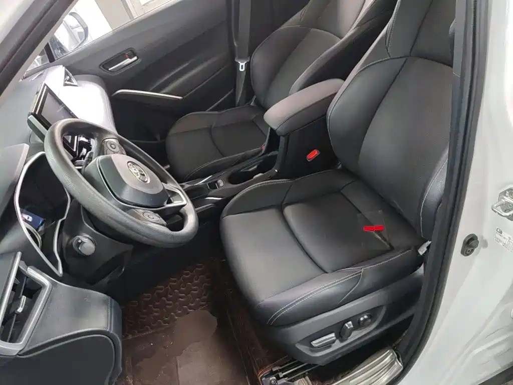 Toyota Frontlander — миниатюра 15