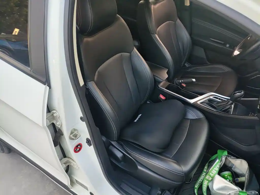 Geely Vision X3 — миниатюра 25