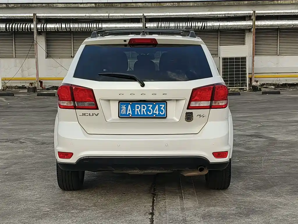 Dodge Journey — миниатюра 6