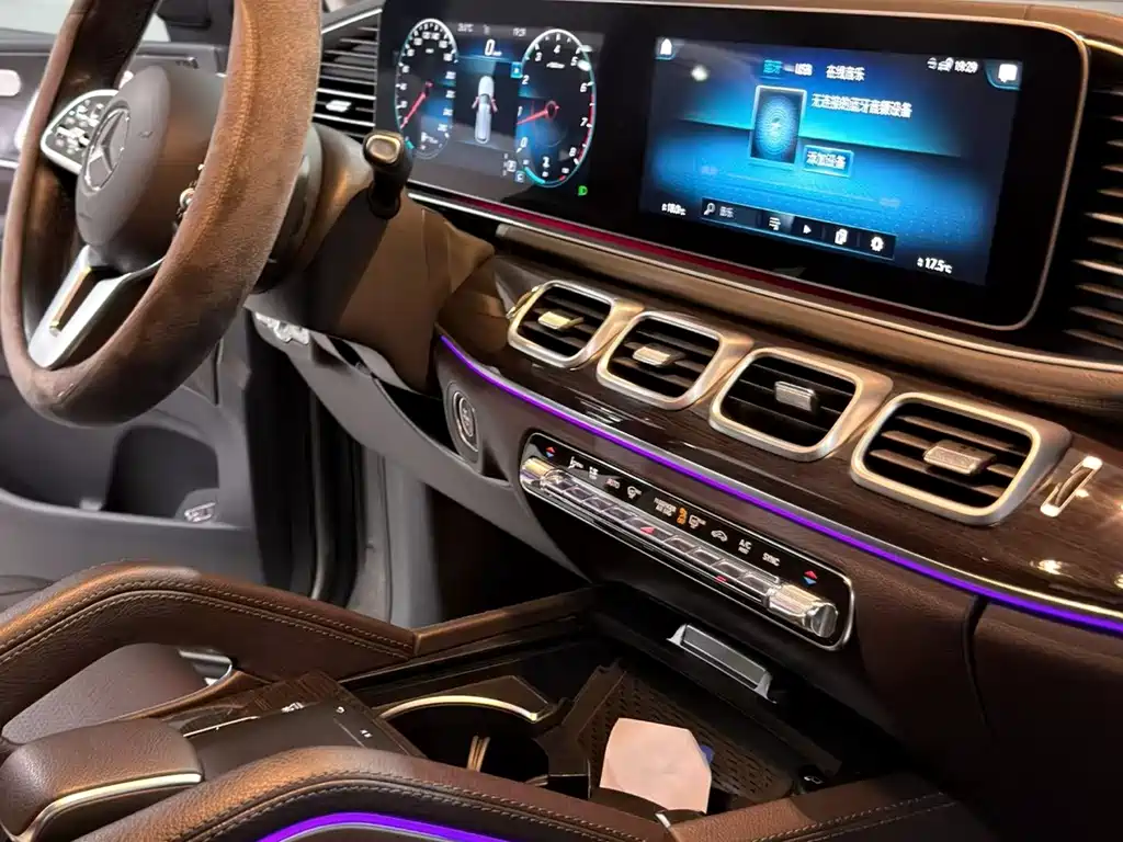 Mercedes-Benz GLE (Import) — миниатюра 6