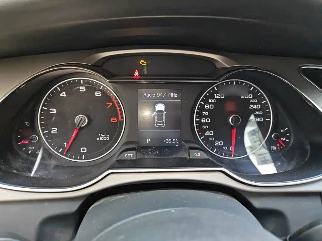 Audi A4L — миниатюра 4