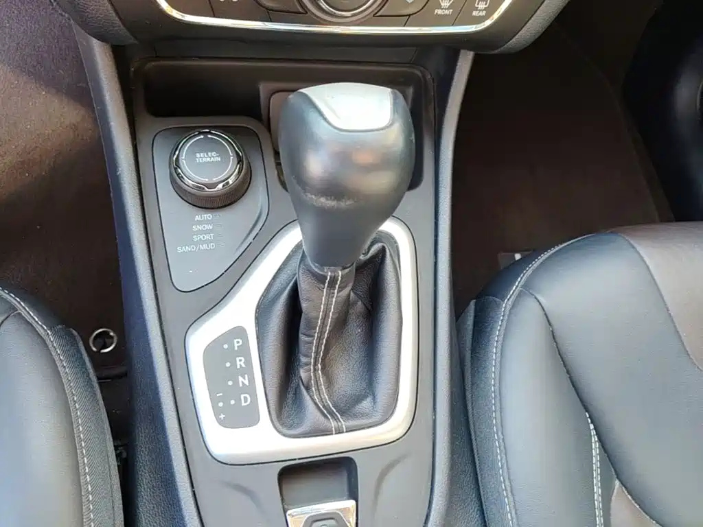 Jeep Cherokee — миниатюра 14