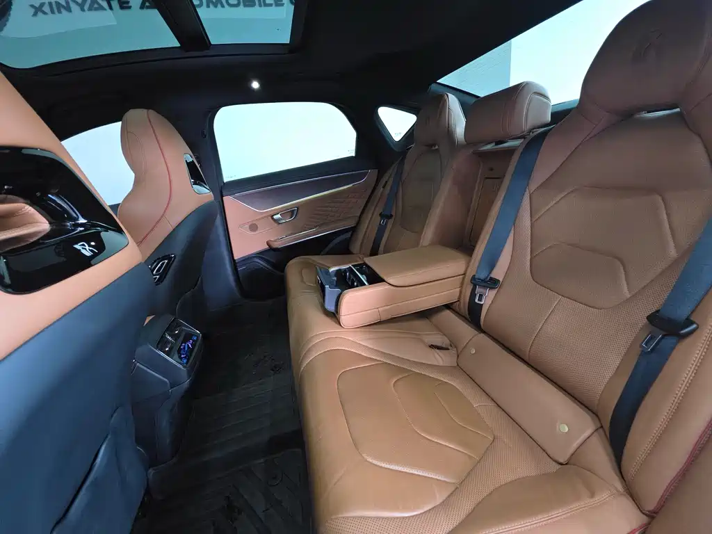 BYD Han — миниатюра 15