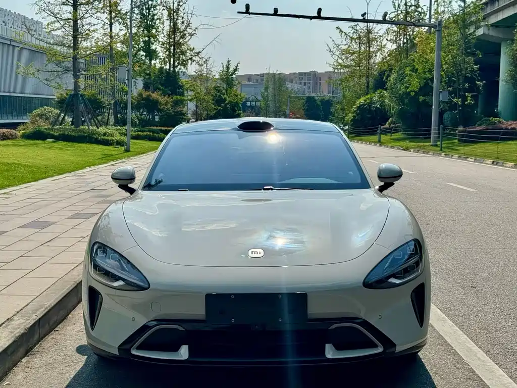 Xiaomi SU7 — миниатюра 2
