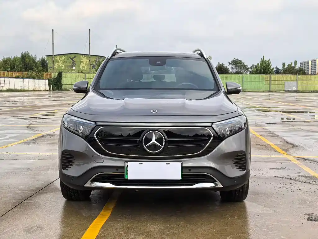 Mercedes-Benz EQB — миниатюра 2