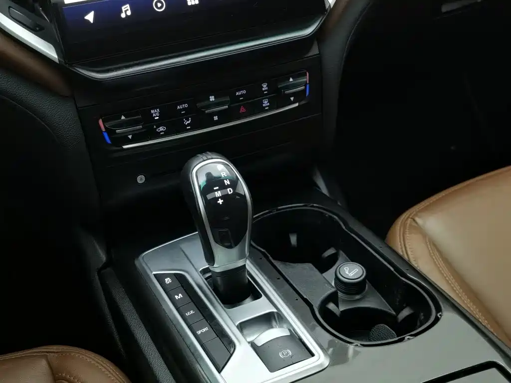 Maserati Ghibli — миниатюра 13