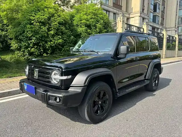 2022 TANK 300