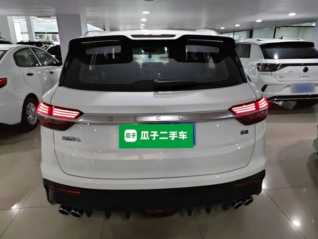 Geely Binyue — миниатюра 6