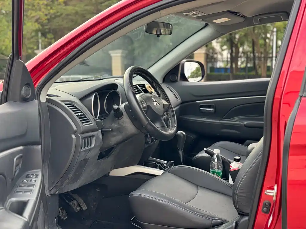 Mitsubishi ASX — миниатюра 4