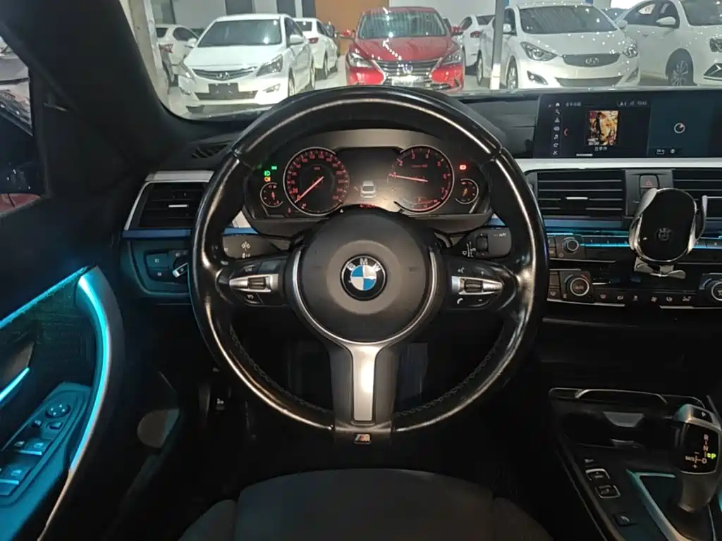 BMW 4 Series — миниатюра 11