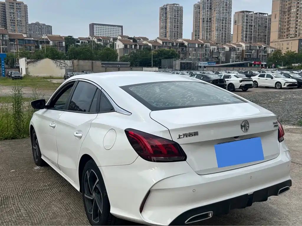 MG MG5 — миниатюра 7