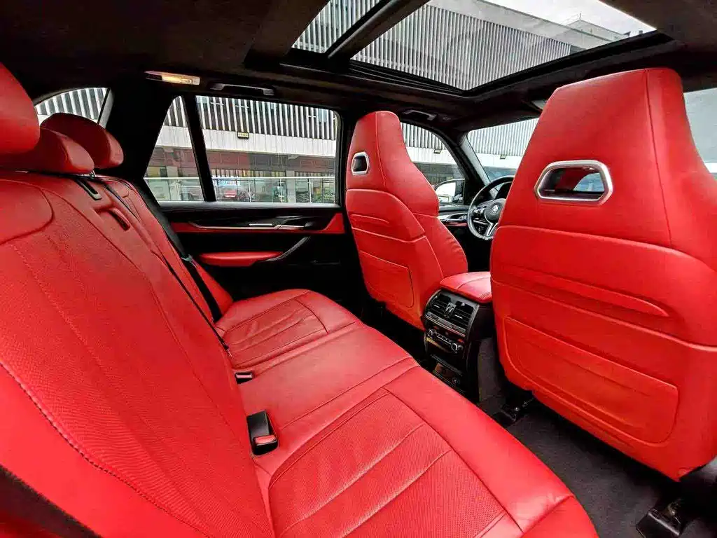 BMW X5 M — миниатюра 13