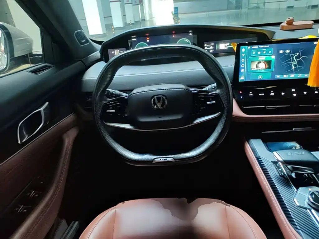 Changan UNI-K iDD — миниатюра 11