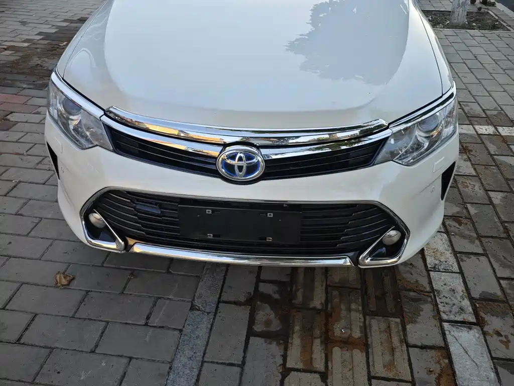 Toyota Camry — миниатюра 12