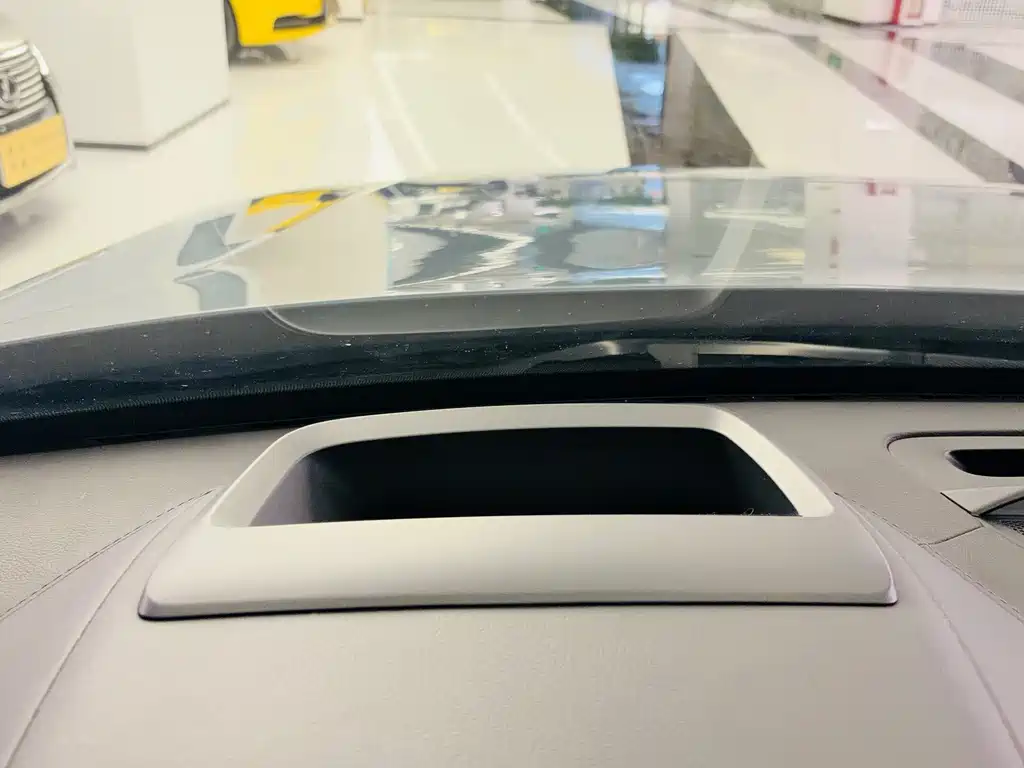 Volvo XC90 — миниатюра 14