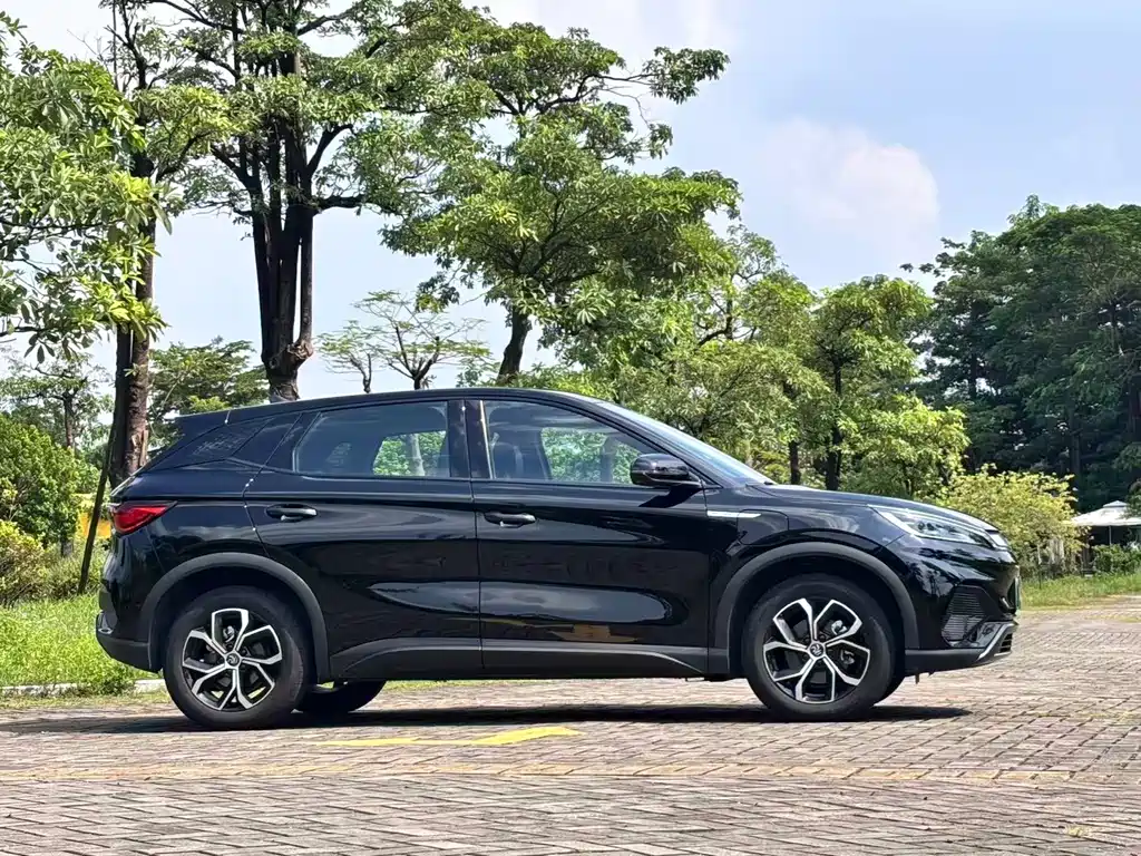 BYD Yuan Plus — миниатюра 7