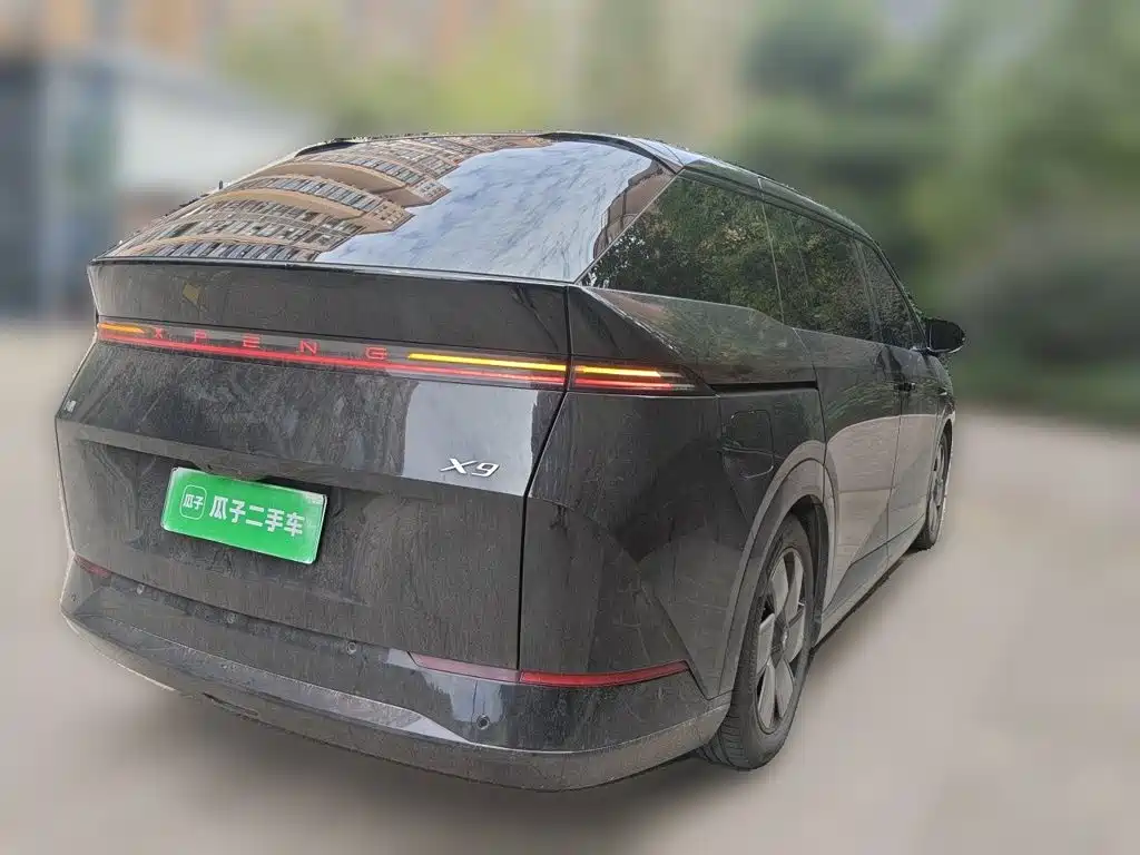 XPeng X9 — миниатюра 4