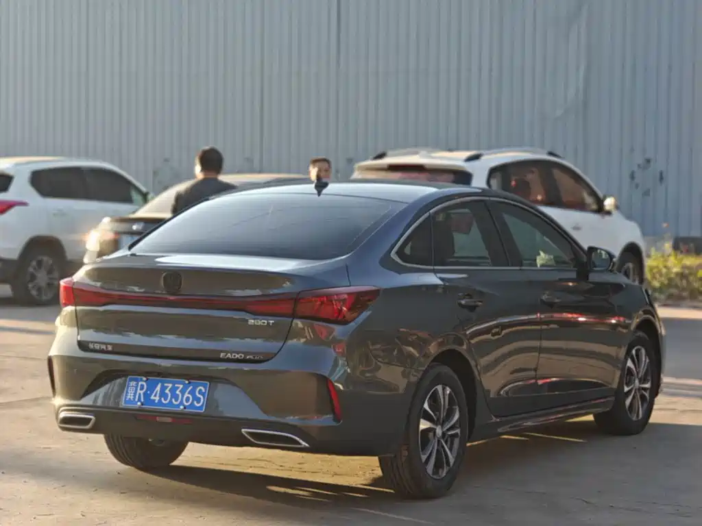 Changan Eado — миниатюра 9