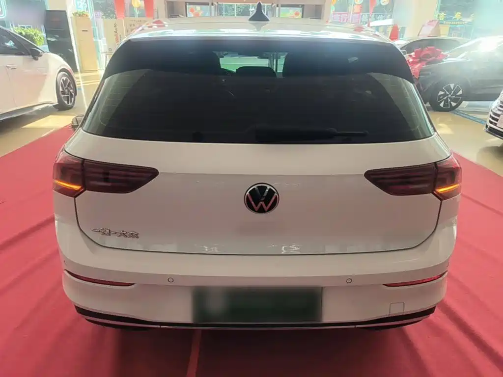 Volkswagen Golf — миниатюра 6