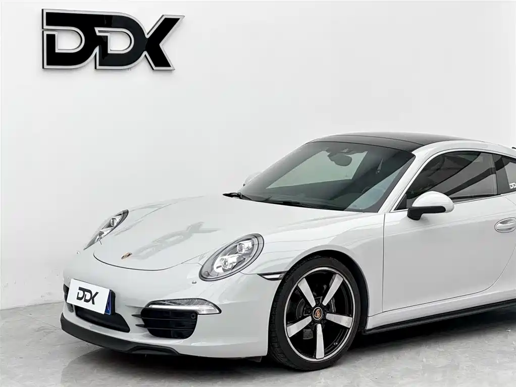 Porsche 911 2015 Carrera 3.4L Style Edition