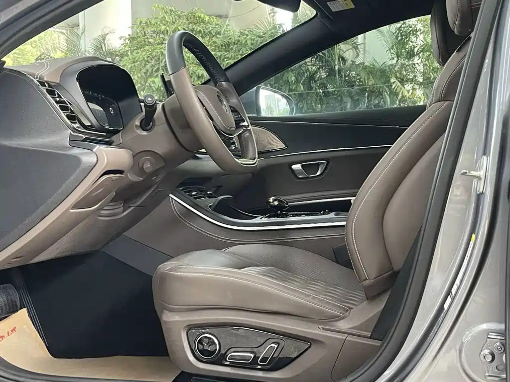 BYD Han — миниатюра 14