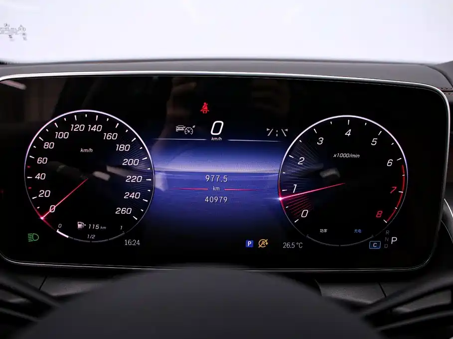 Mercedes-Benz GLC — миниатюра 6