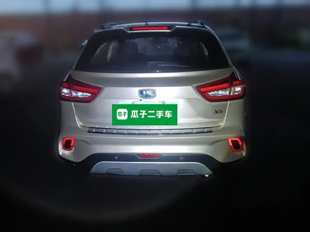 Geely Vision X3 — миниатюра 8