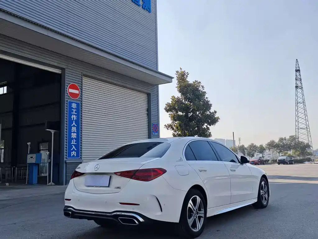 MERCEDES-BENZ C CLASS