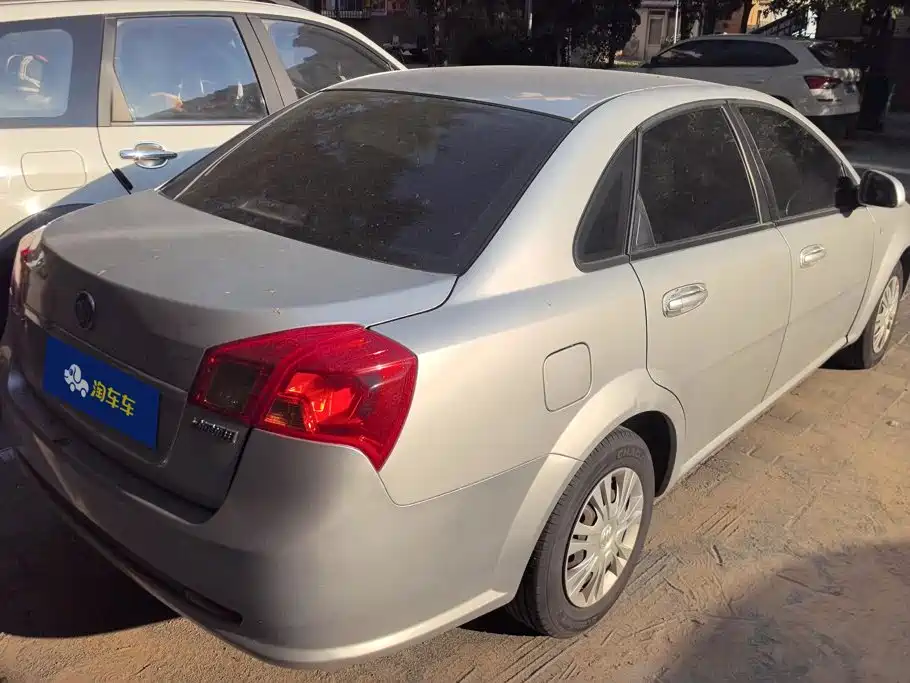 Buick Excelle — миниатюра 3